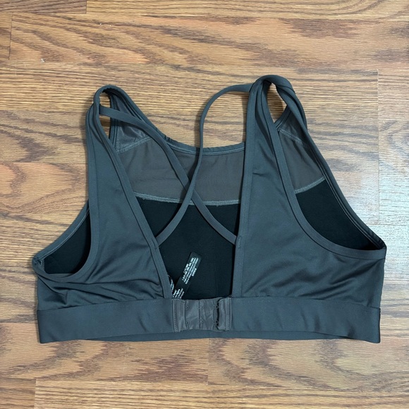 Victoria secret seamless sports bra - Picture 2 of 2